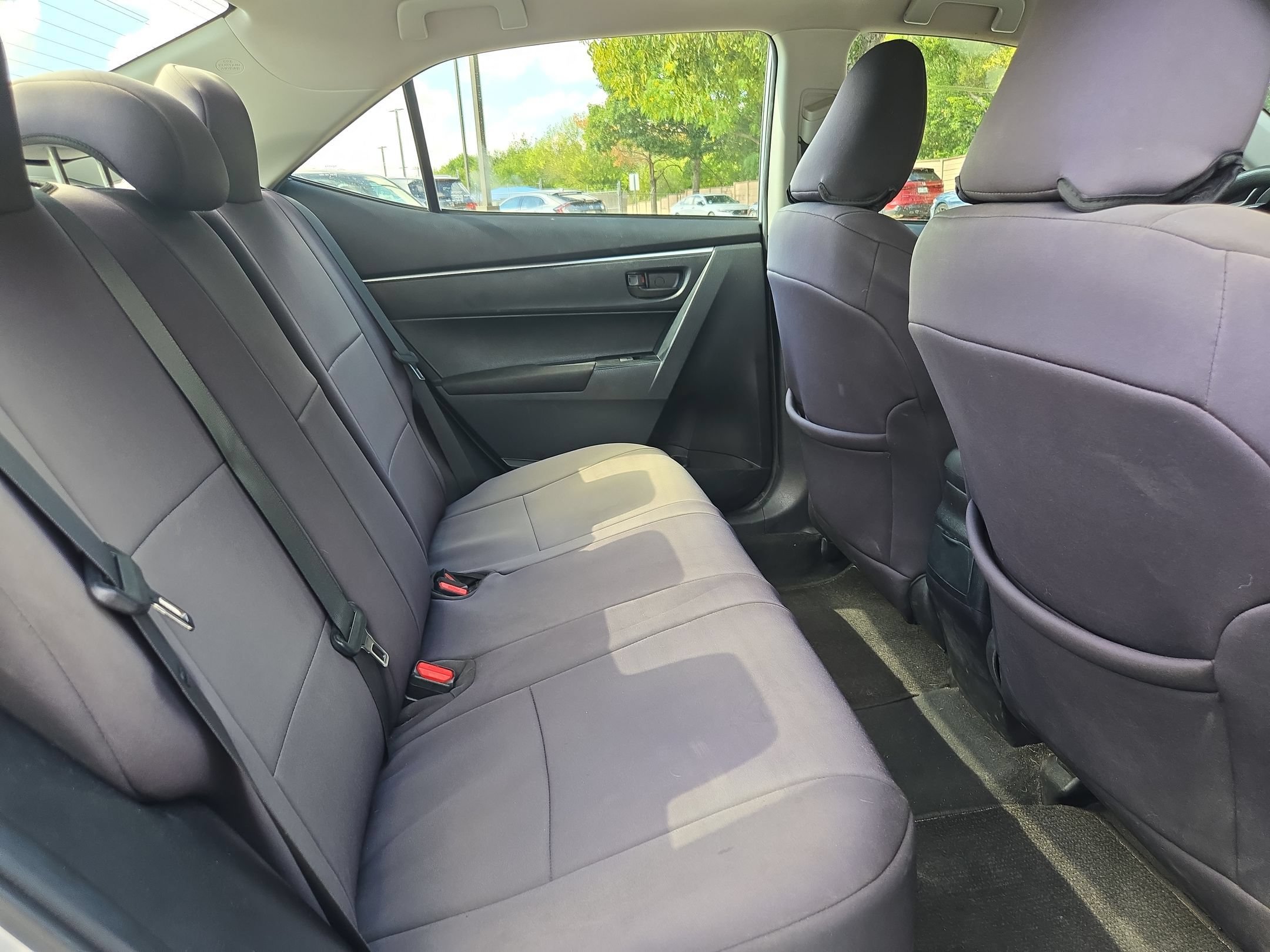 Used 2014 Toyota Corolla L FWD image 25