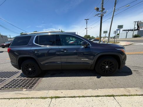 Used 2019 GMC Acadia SLT AWD/4WD image 4