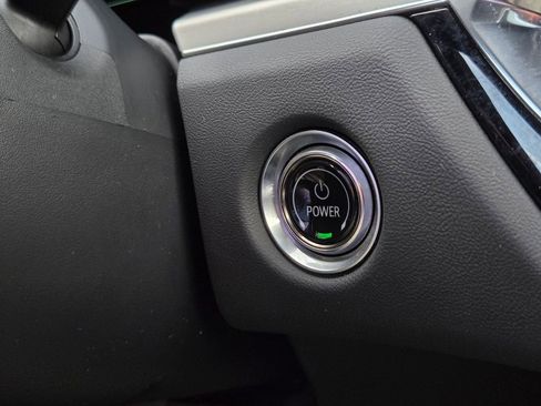 Certified 2025 Cadillac Lyriq Luxury image 25