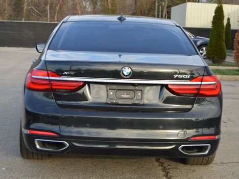 Used 2016 BMW 750i xDrive 750i xDrive Sedan 4D image 5