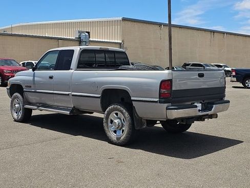 Used 1997 Dodge Ram 2500 Truck 4x4 Club Cab image 4