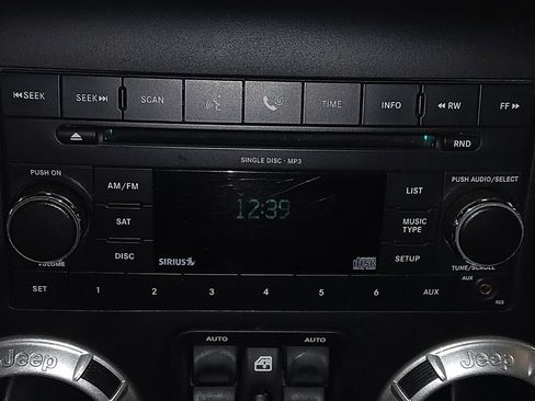 Used 2016 Jeep Wrangler Unlimited Sport w/ Quick Order Package 24S AWD/4WD image 25