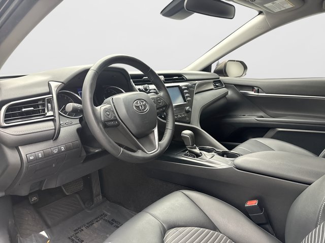 Used 2019 Toyota Camry SE FWD image 10
