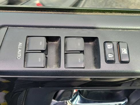 Used 2023 Toyota 4Runner TRD Off-Road Premium w/ Moonroof Package AWD/4WD image 18