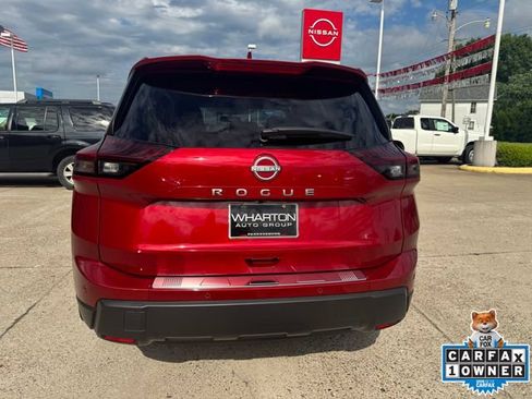Used 2026 Nissan Rogue SV FWD image 16