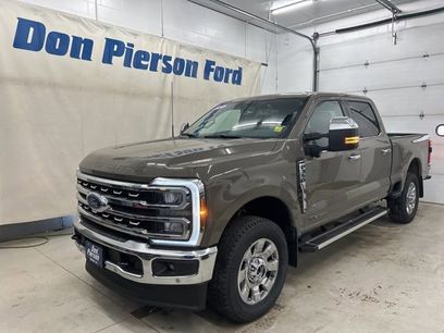 New 2026 Ford F350 Lariat w/ Lariat Premium Package