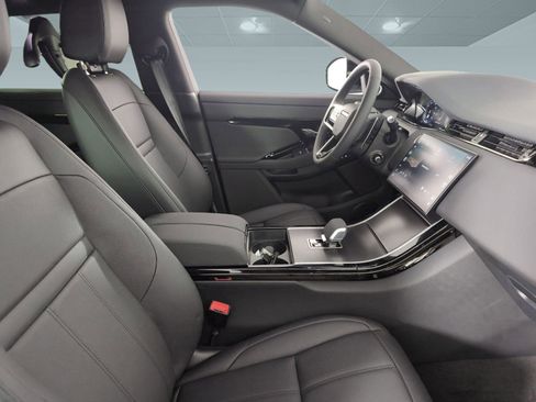 Used 2026 Land Rover Range Rover Evoque Dynamic SE image 19