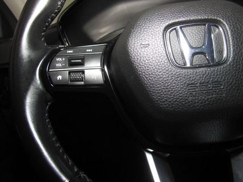 Used 2025 Honda CR-V EX-L image 5