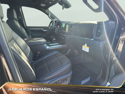 New 2026 Chevrolet Silverado 1500 High Country w/ High Country Premium Package AWD/4WD image 30