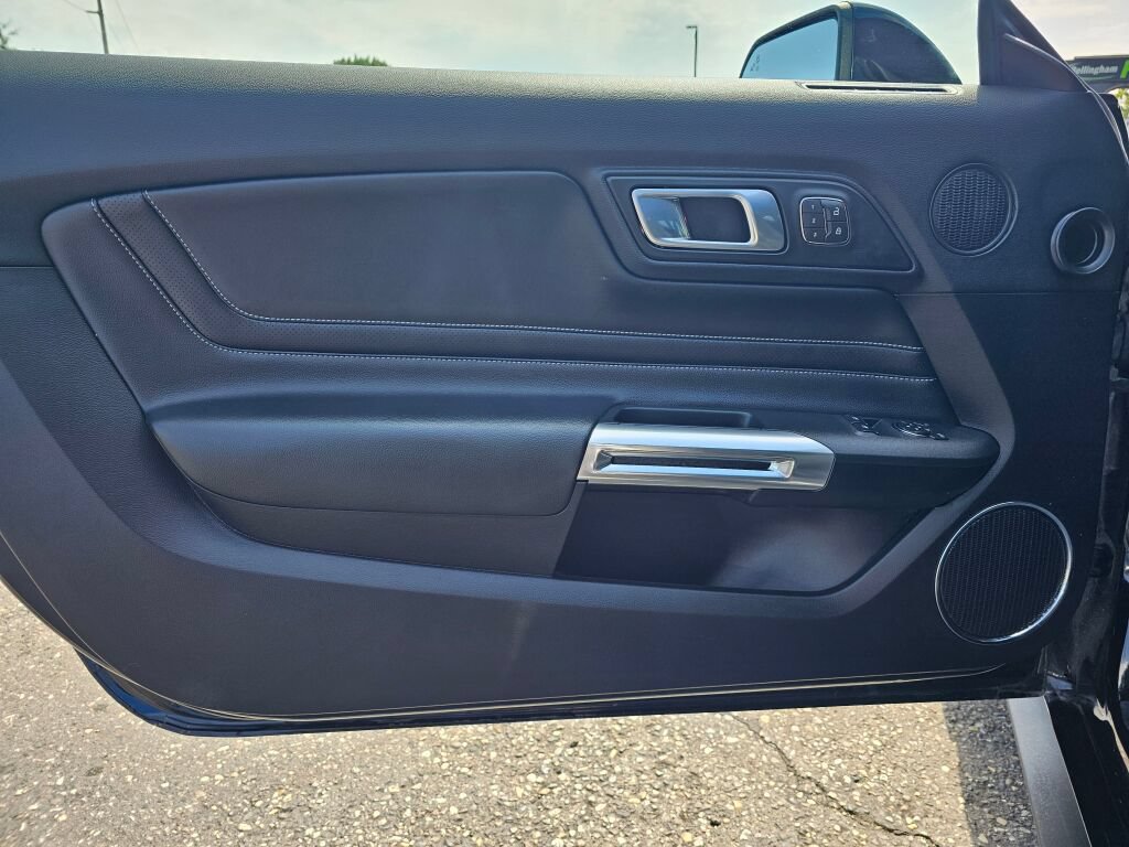 Used 2019 Ford Mustang GT Premium w/ Equipment Group 401A RWD image 16