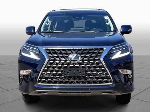 Used 2023 Lexus GX 460 Luxury w/ Accessory Package AWD/4WD image 4