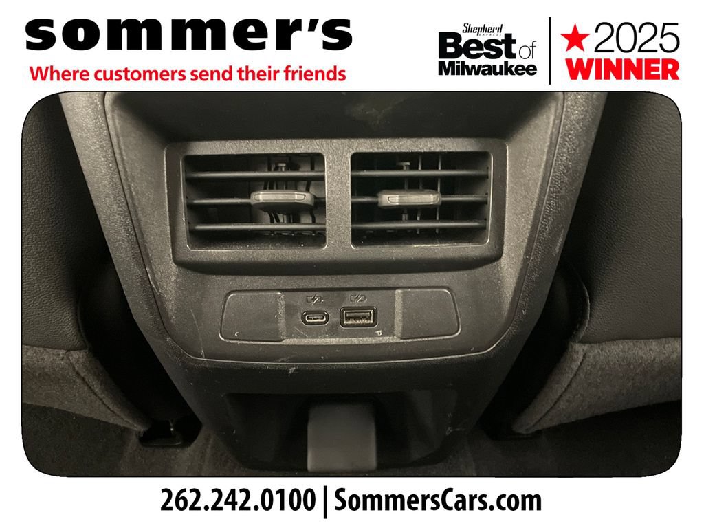 Used 2024 GMC Canyon AT4 w/ AT4 Premium Package AWD/4WD image 23