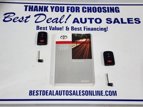 Used 2021 Toyota Tundra SR5 w/ TRD Off-Road Package AWD/4WD image 37