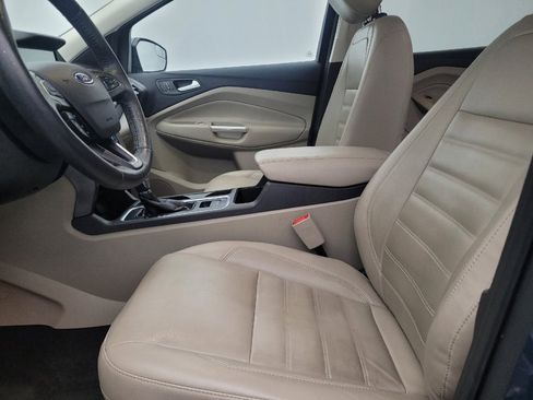 Used 2018 Ford Escape SEL image 17