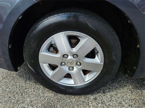 Used 2008 Toyota Sienna LE image 9