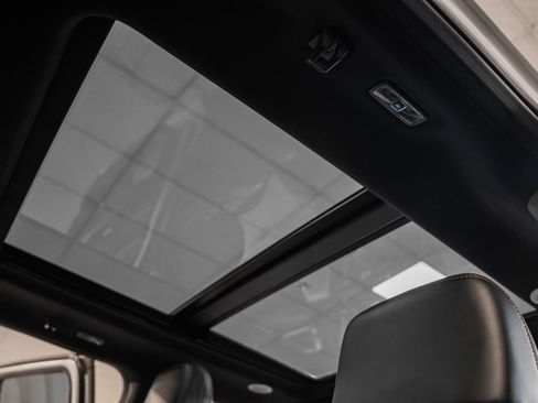 Used 2023 Ford F150 Platinum w/ FX4 Off-Road Package image 43