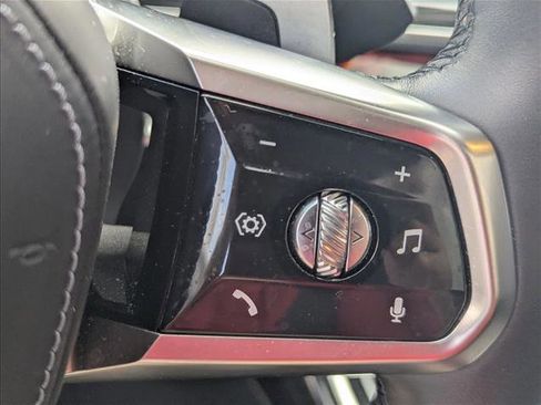 Certified 2023 BMW 740i w/ Parking Assistance Package image 10