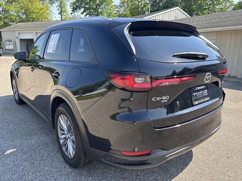 Used 2024 MAZDA CX-90 3.3 Turbo w/ Preferred Plus AWD/4WD image 9