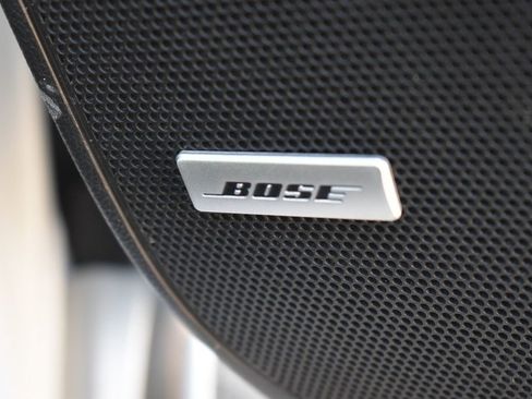 Used 2024 Buick Enclave Premium image 17