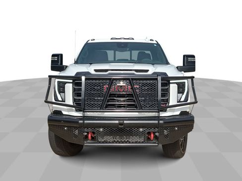 Used 2024 GMC Sierra 2500 AT4 w/ AT4 Premium Plus Package AWD/4WD image 3