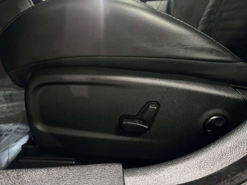 Used 2019 Dodge Charger Scat Pack w/ Daytona Edition Group RWD image 22