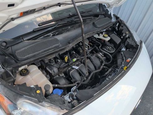 Used 2020 Ford Transit Connect XL FWD image 33