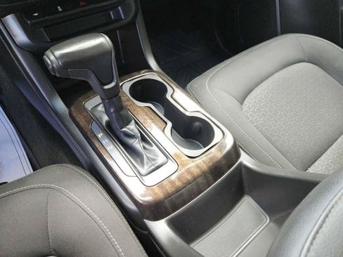 Used 2016 GMC Canyon SLE w/ SLE Convenience Package RWD image 21