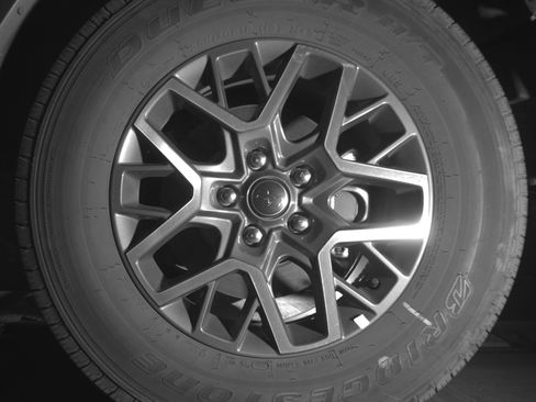 Used 2025 Jeep Wrangler Sahara AWD/4WD image 14