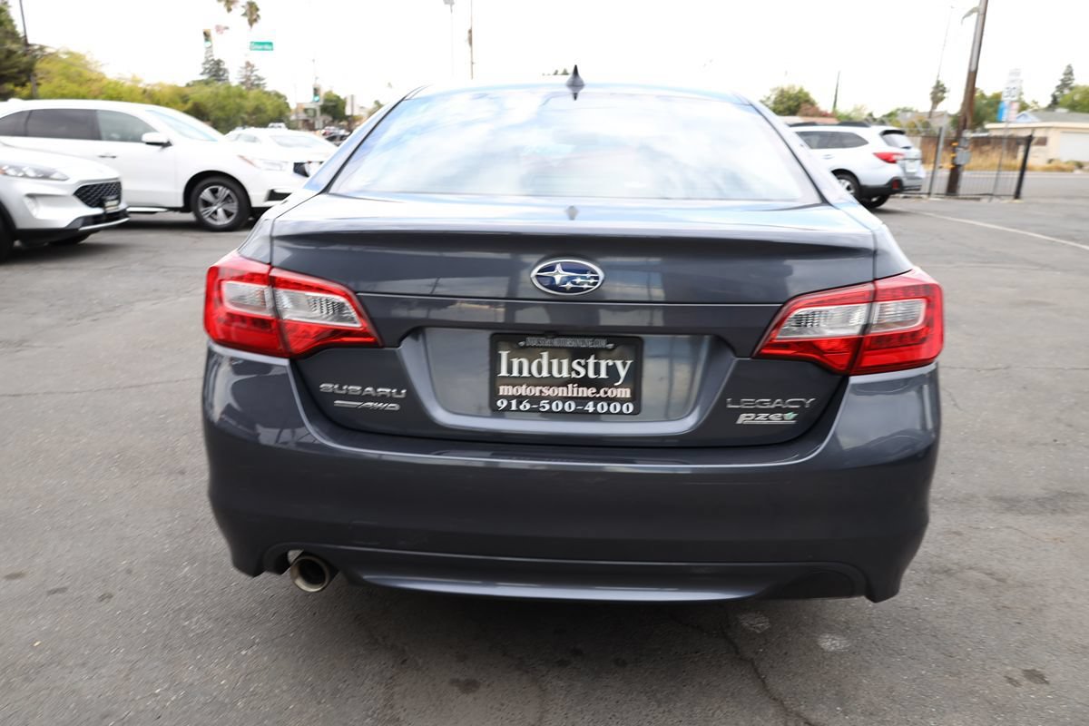 Used 2016 Subaru Legacy 2.5i Premium AWD/4WD image 5