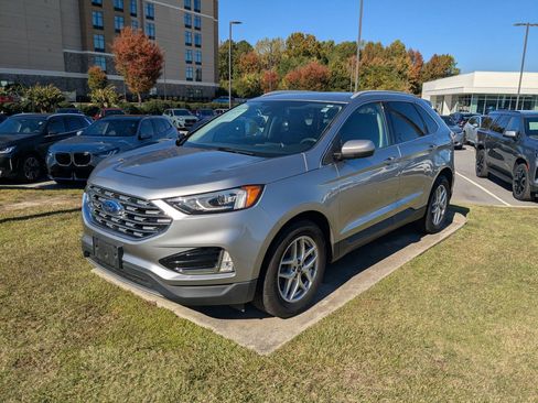 Used 2021 Ford Edge SEL w/ Convenience Package image 7