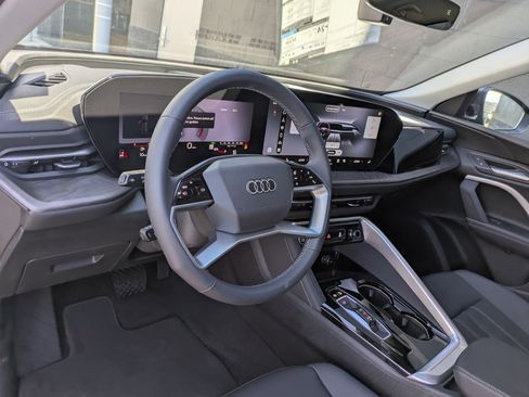 New 2026 Audi Q5 Premium AWD/4WD image 9