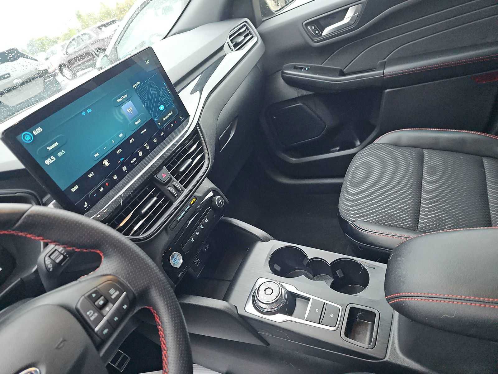 Used 2024 Ford Escape ST-Line w/ Tech Pack #1 AWD/4WD image 13