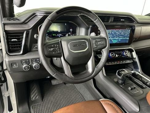 Used 2024 GMC Sierra 1500 Denali Ultimate AWD/4WD image 21