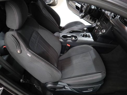Used 2022 Ford Mustang GT w/ GT Performance Package RWD image 13