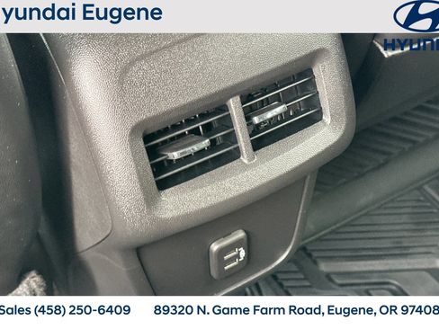 Used 2022 GMC Terrain SLT image 19