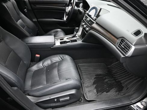 Used 2018 Honda Accord EX-L image 9