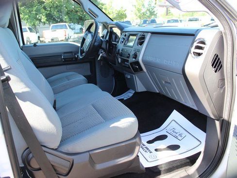 Used 2016 Ford F250 XLT w/ XLT Value Package AWD/4WD image 15