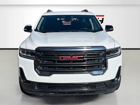 Used 2023 GMC Acadia AT4 image 2