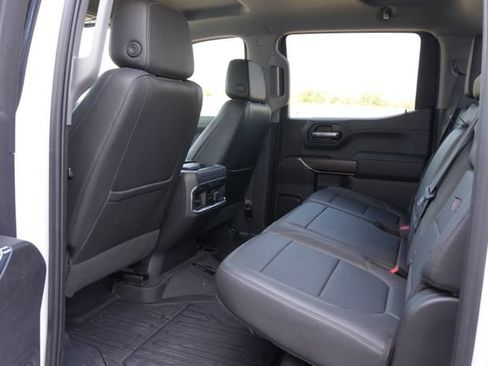 Used 2022 GMC Sierra 1500 SLT AWD/4WD image 24