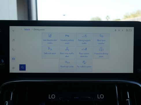 Certified 2025 Lexus LX 600 4WD w/ Luxury Package image 19