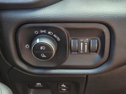 Used 2025 RAM 1500 Big Horn image 21