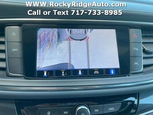 Used 2024 Buick Enclave Premium image 15