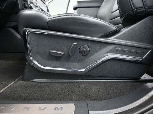 Used 2025 Ford F250 Platinum image 22