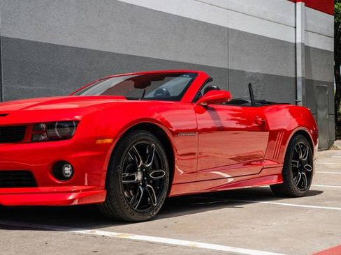Used 2012 Chevrolet Camaro SS w/ RS Package image 64
