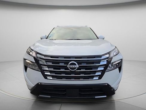 Used 2026 Nissan Rogue Platinum w/ Tech Package AWD/4WD image 3