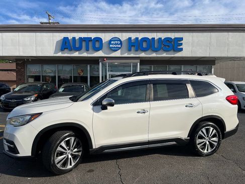 Used 2019 Subaru Ascent Touring AWD/4WD image 1