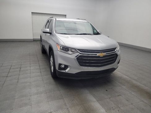 Used 2021 Chevrolet Traverse LT FWD image 13