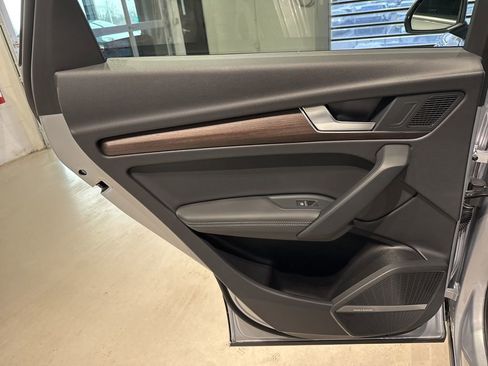 Used 2024 Audi Q5 2.0T Premium Plus image 39