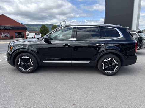 Certified 2024 Kia Telluride S w/ S Sunroof Package AWD/4WD image 11