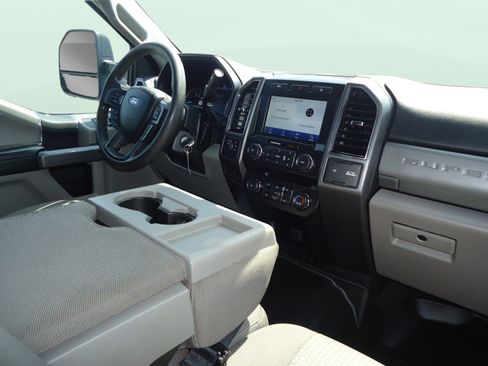 Used 2020 Ford F250 XLT AWD/4WD image 26